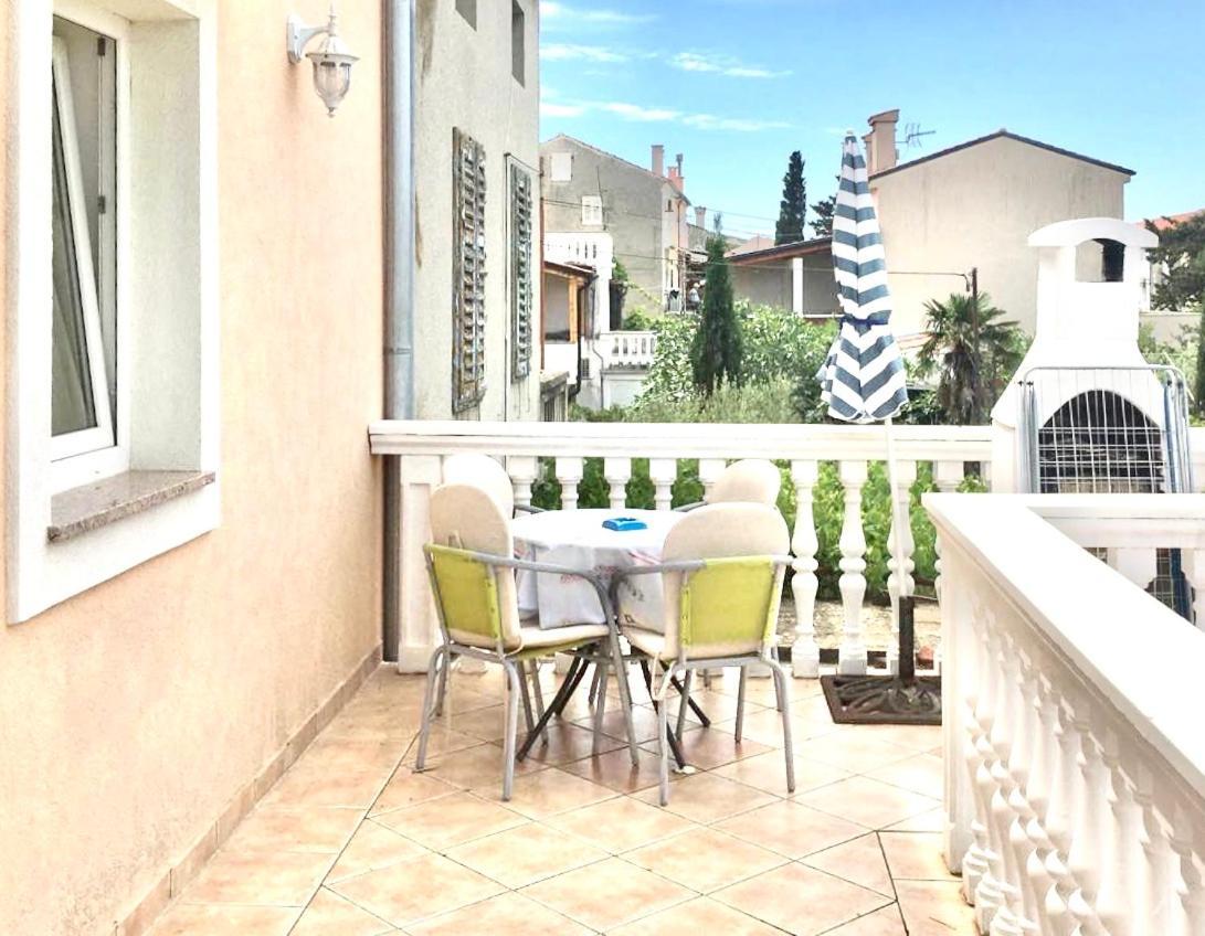 Luna Apartment Punat